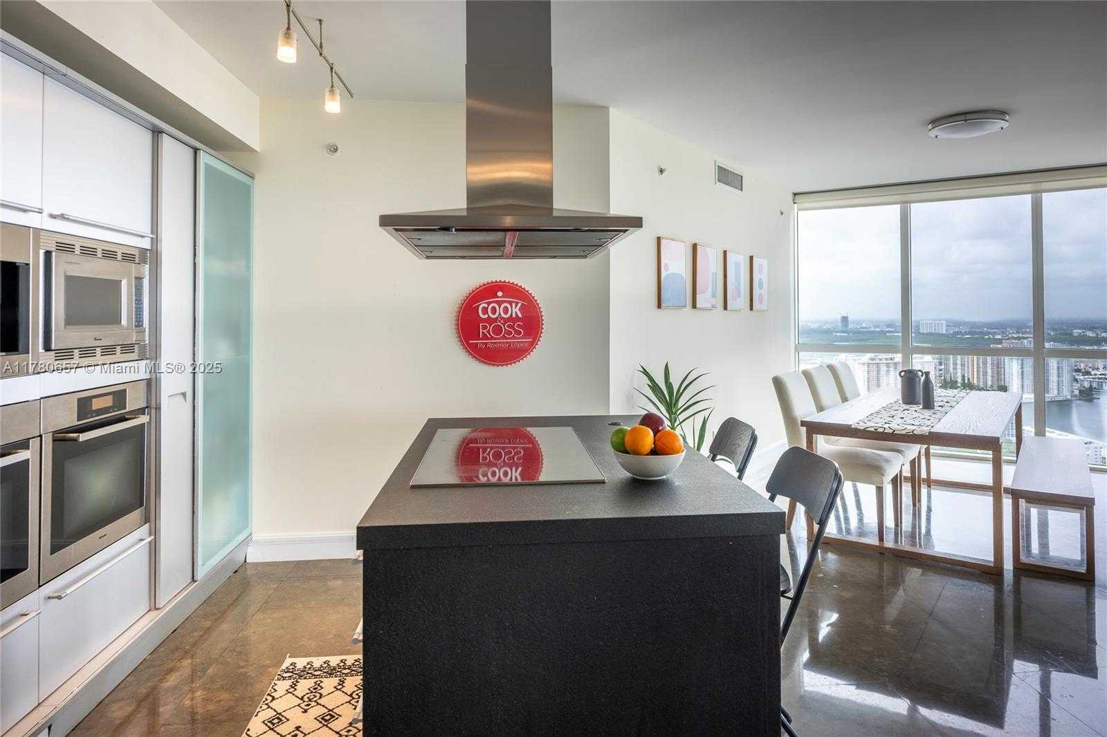 Small Image of 18201 COLLINS AVE #5301, Sunny Isles Beach Number 30