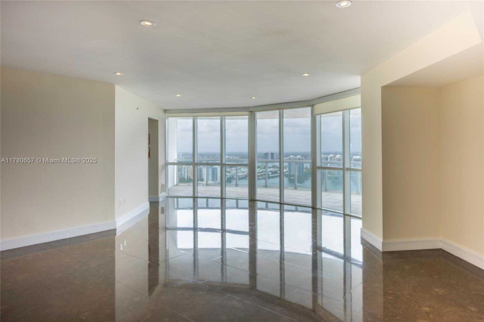 Small Image of 18201 COLLINS AVE #5301, Sunny Isles Beach Number 39