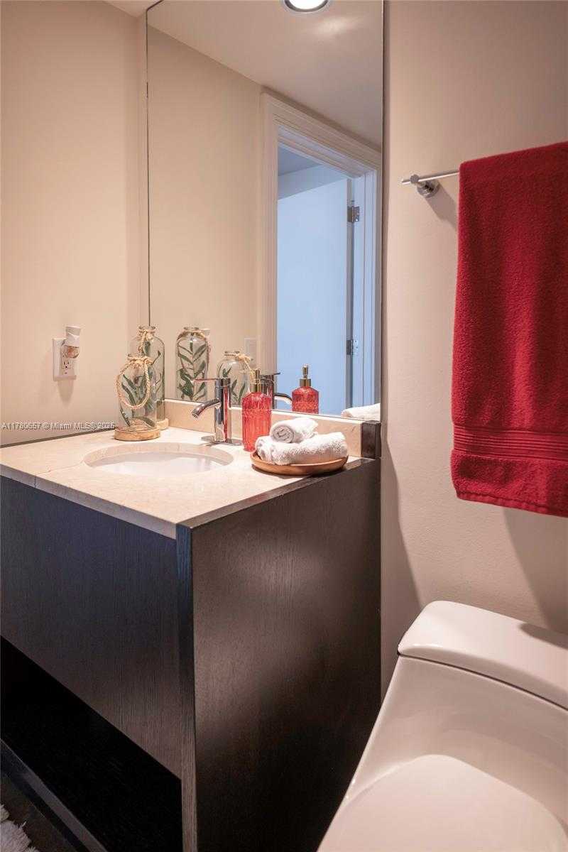 Small Image of 18201 COLLINS AVE #5301, Sunny Isles Beach Number 41