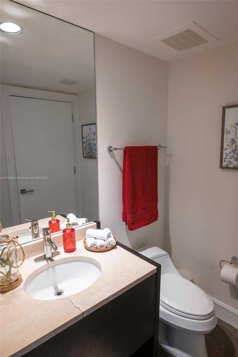 Small Image of 18201 COLLINS AVE #5301, Sunny Isles Beach Number 43