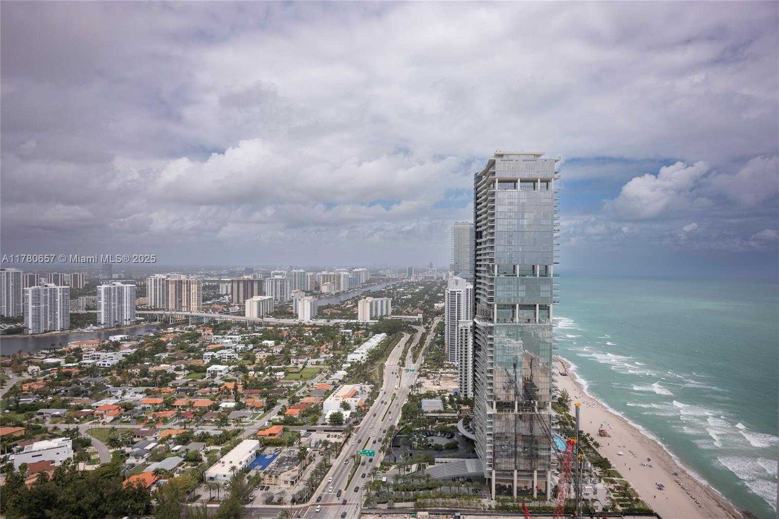 Small Image of 18201 COLLINS AVE #5301, Sunny Isles Beach Number 6
