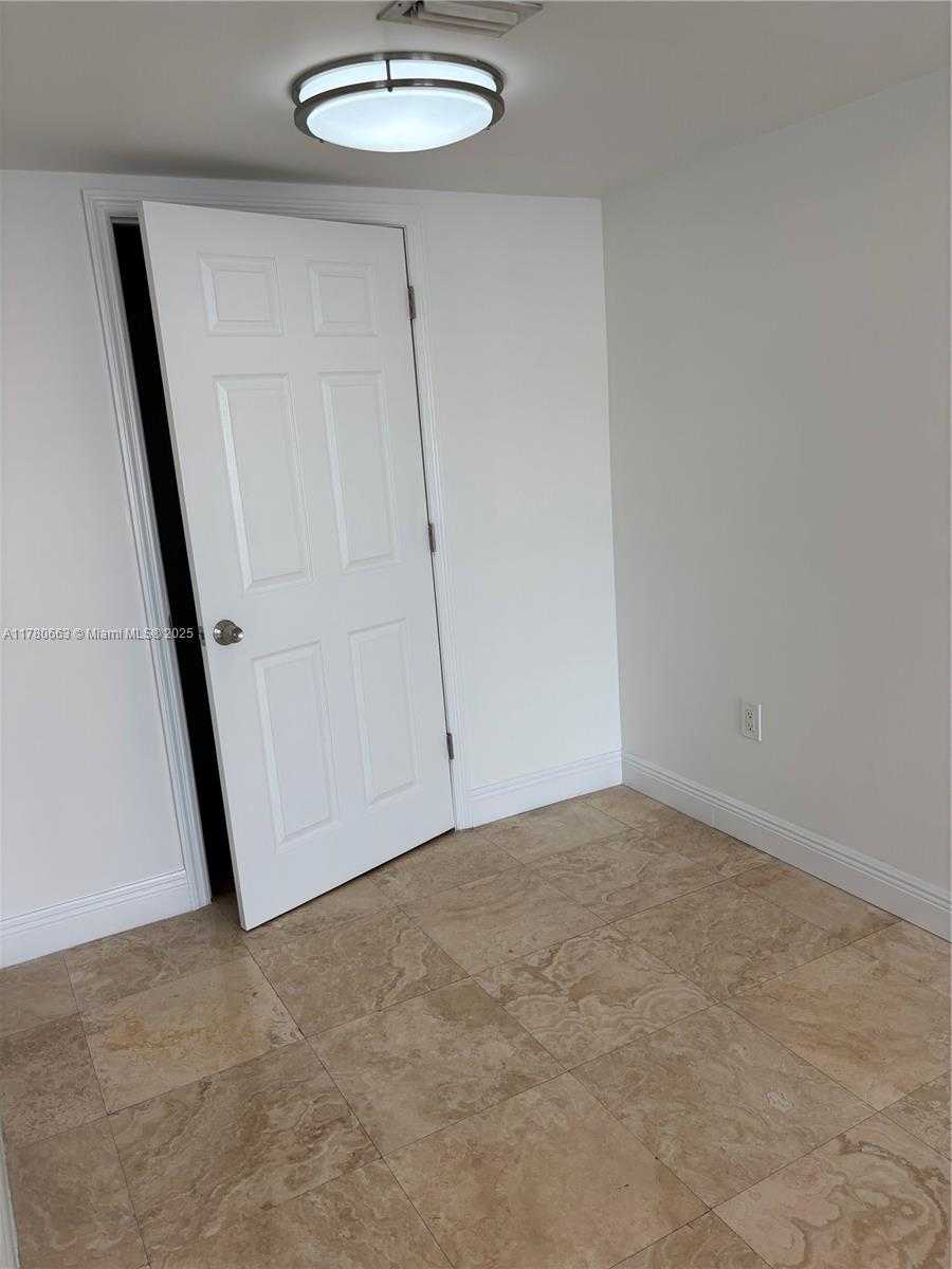 Small Image of 2415 NORTH WEST 16TH ST RD #103, Miami Number 14