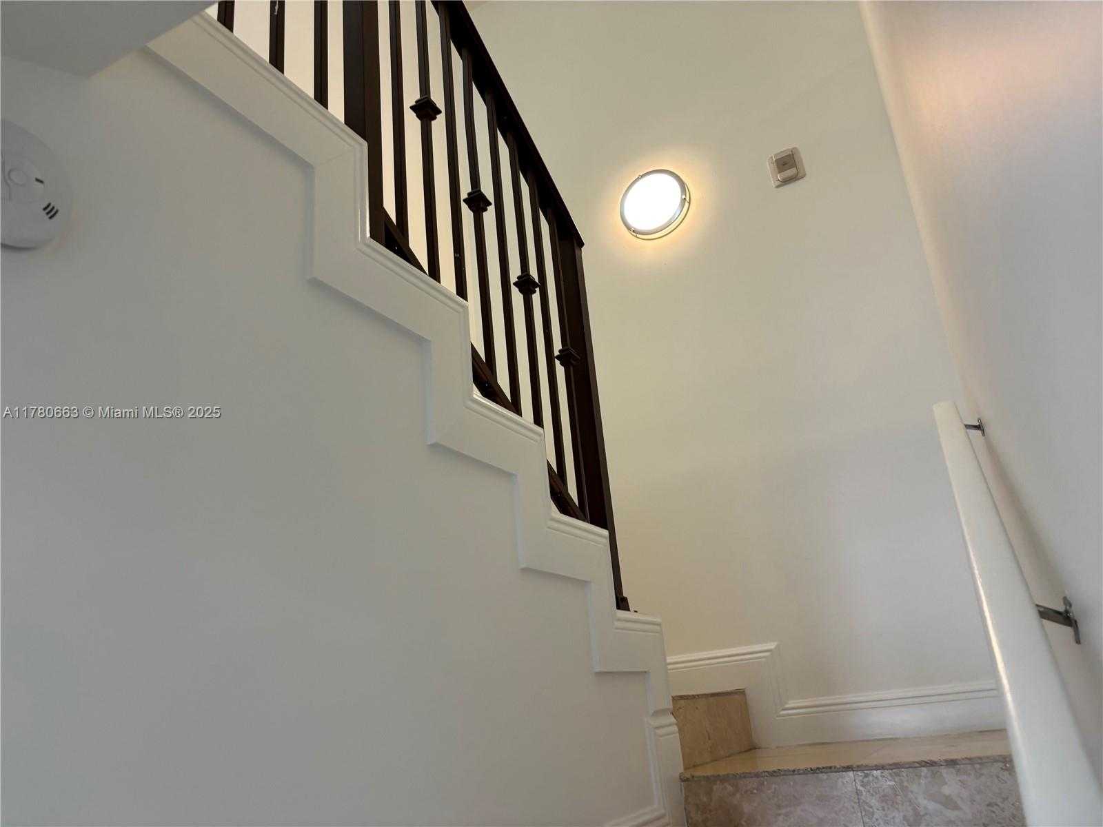 Small Image of 2415 NORTH WEST 16TH ST RD #103, Miami Number 4