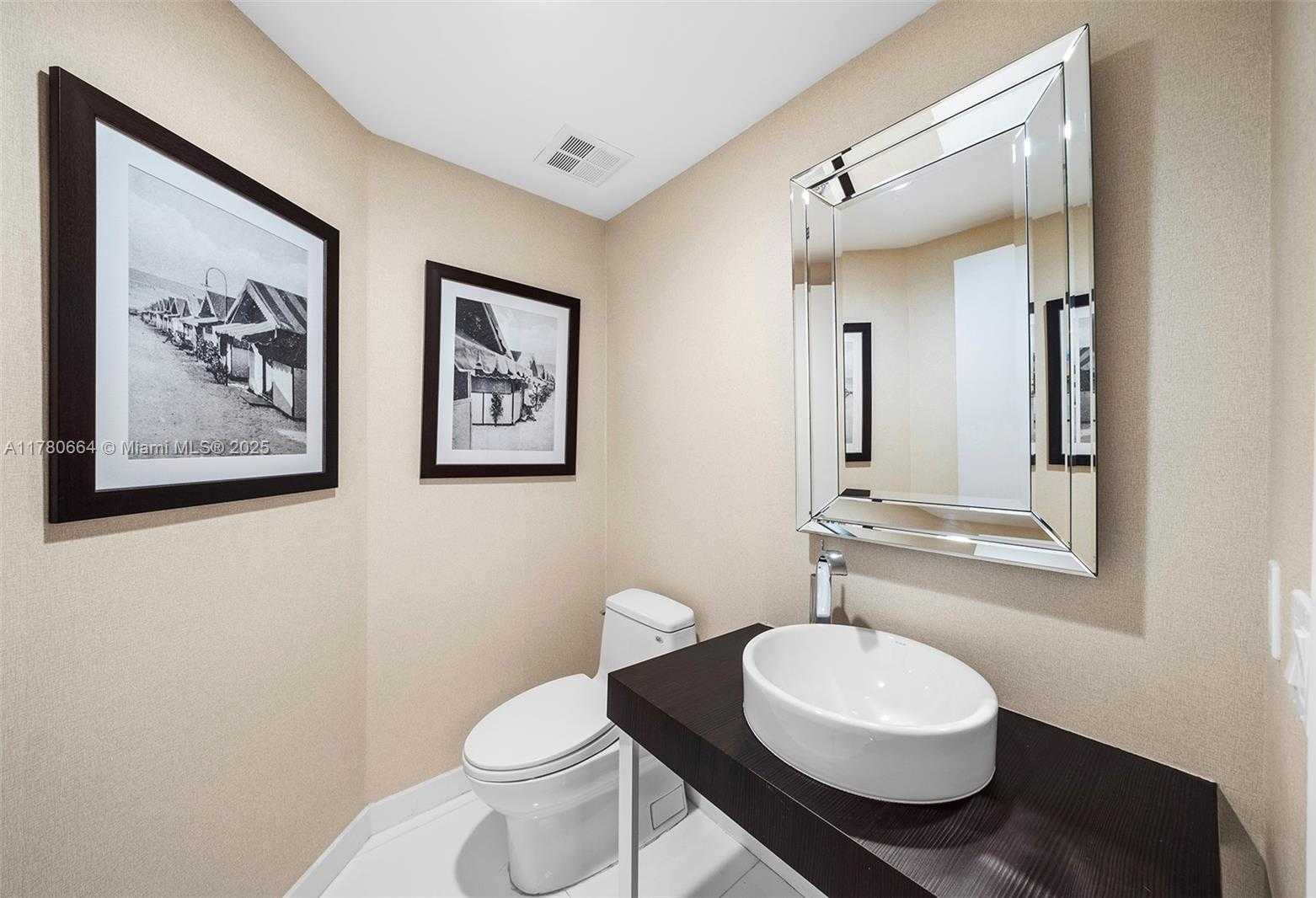 Small Image of 2711 SOUTH OCEAN DR #1904, Hollywood Number 26