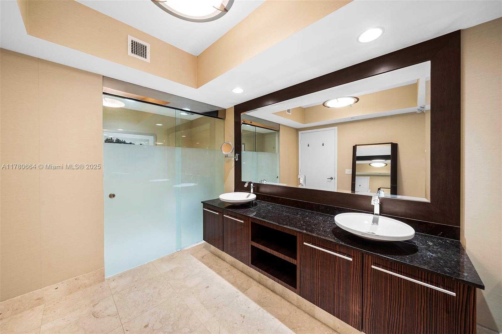 Small Image of 2711 SOUTH OCEAN DR #1904, Hollywood Number 34