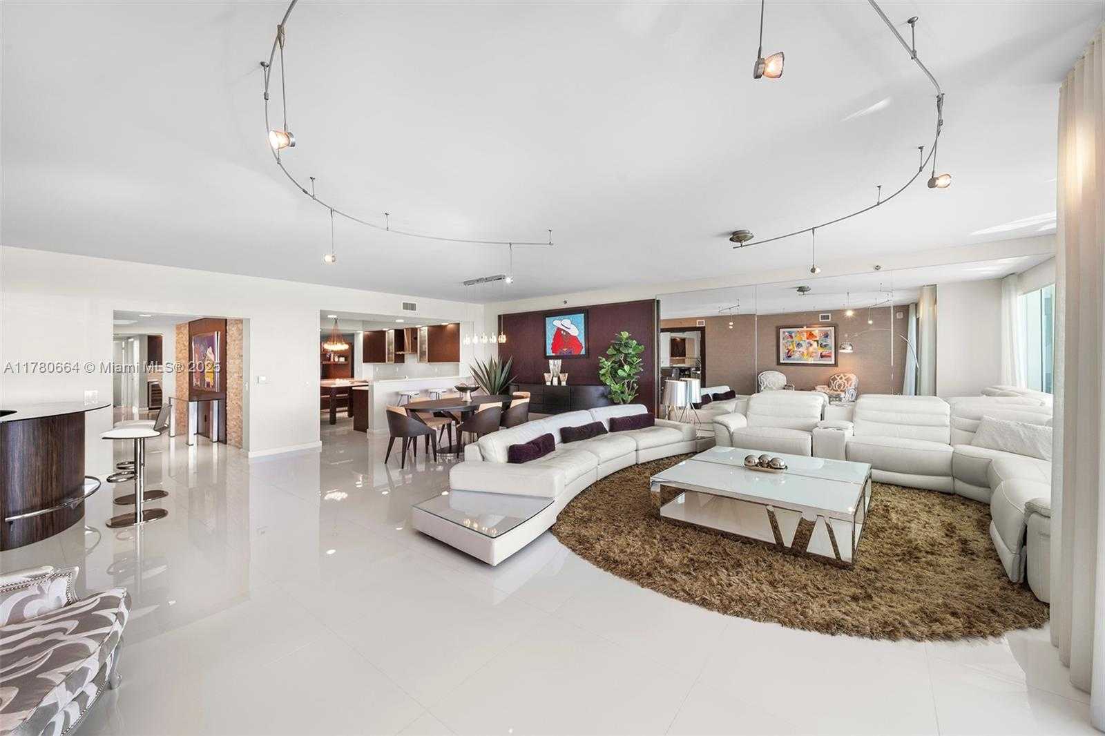Small Image of 2711 SOUTH OCEAN DR #1904, Hollywood Number 5