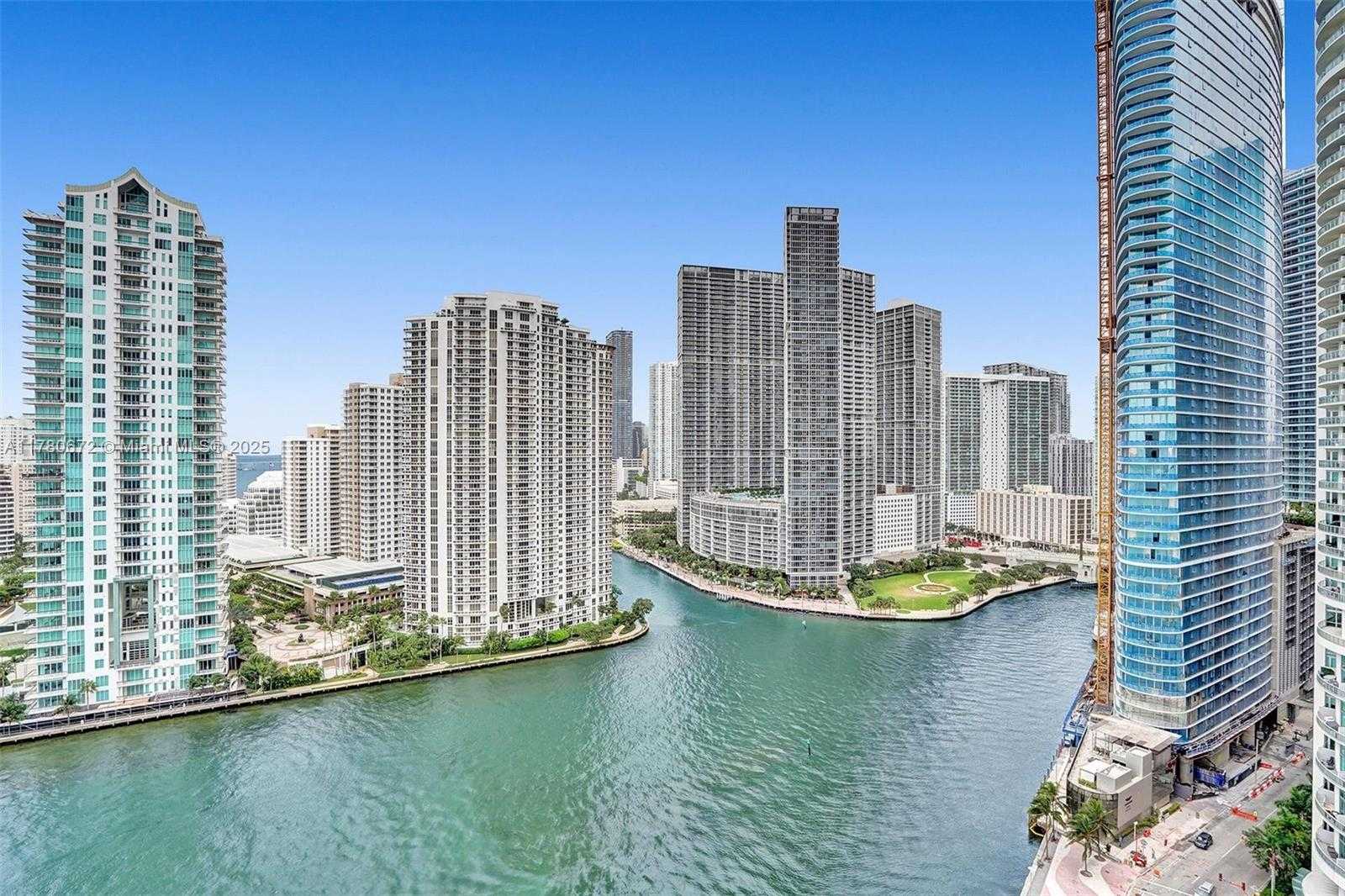 Small Image of 325 SOUTH BISCAYNE BLVD #2519, Miami Number 30