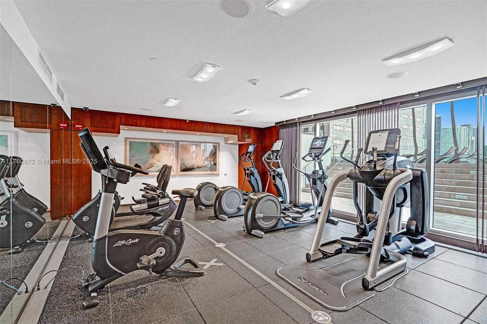 Small Image of 325 SOUTH BISCAYNE BLVD #2519, Miami Number 34