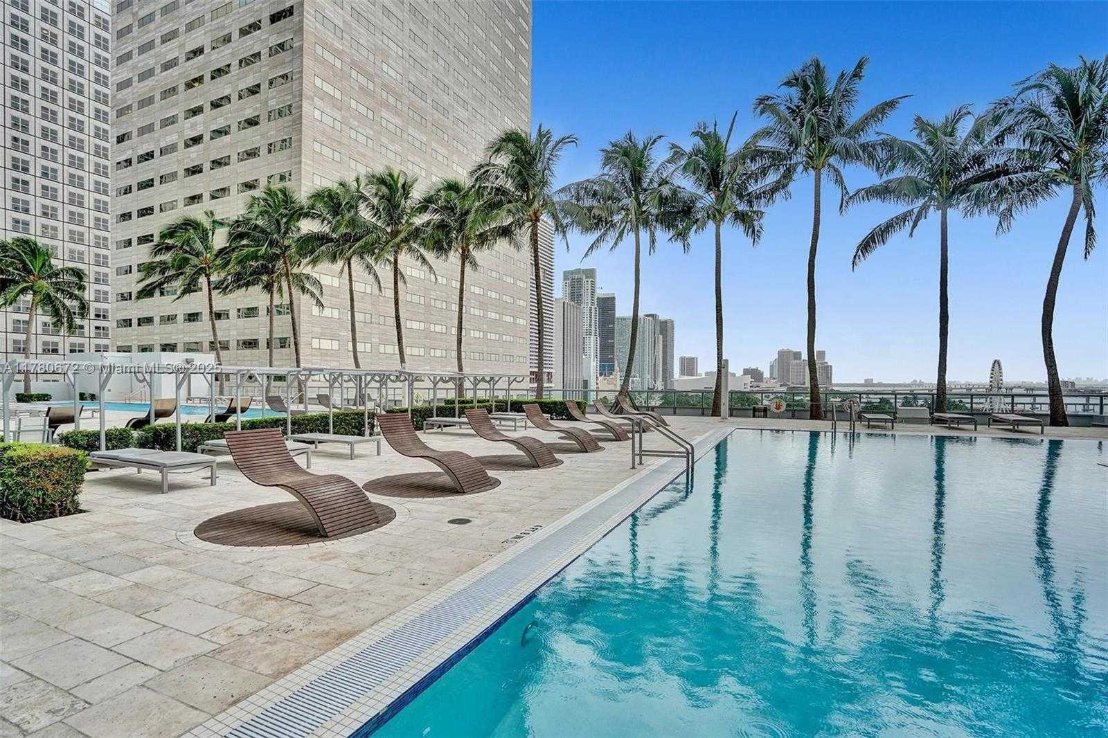 Small Image of 325 SOUTH BISCAYNE BLVD #2519, Miami Number 37