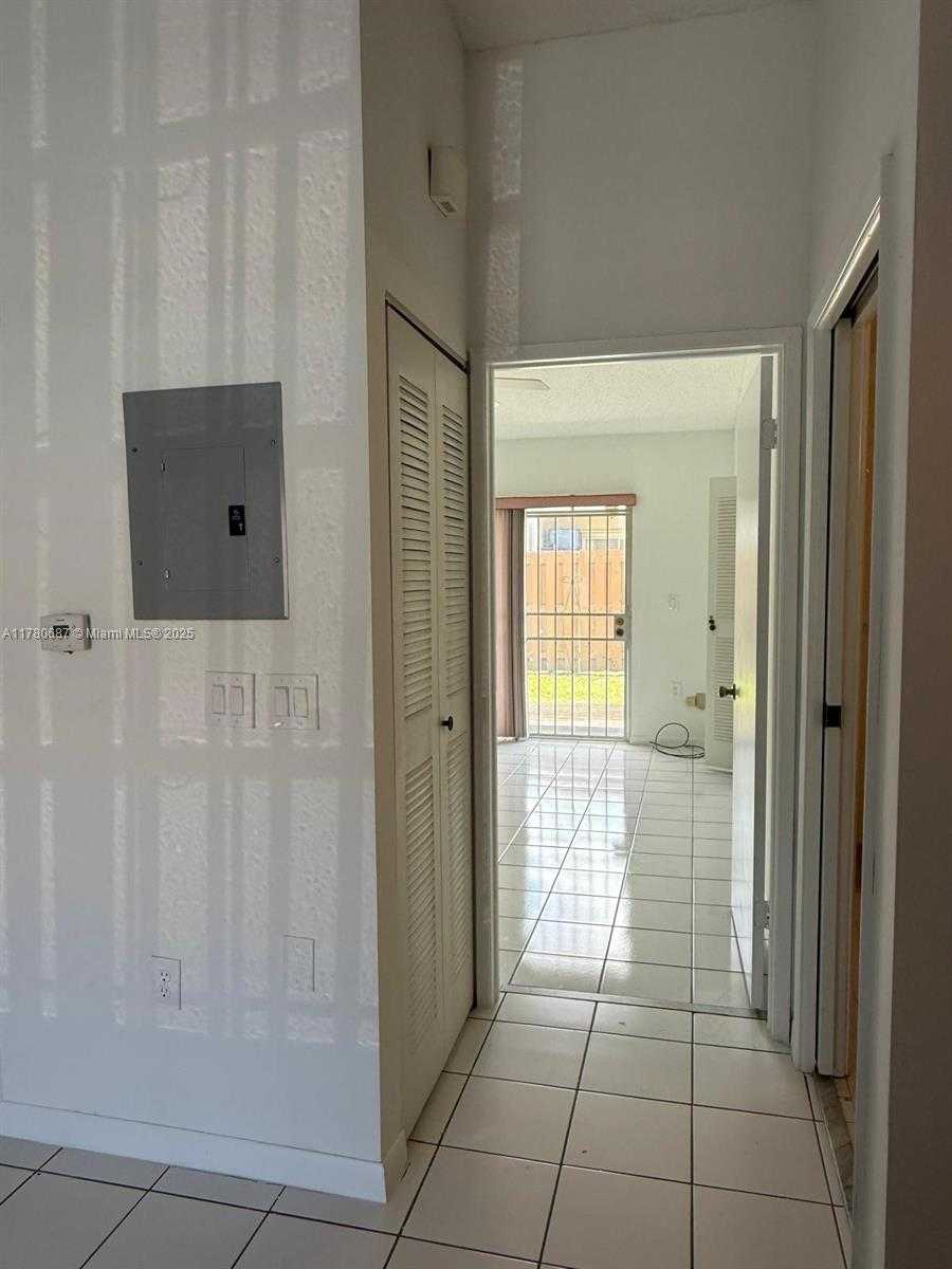 Small Image of 6720 NORTH WEST 166TH TER #401, Miami Lakes Number 13