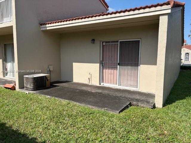 Small Image of 6720 NORTH WEST 166TH TER #401, Miami Lakes Number 27