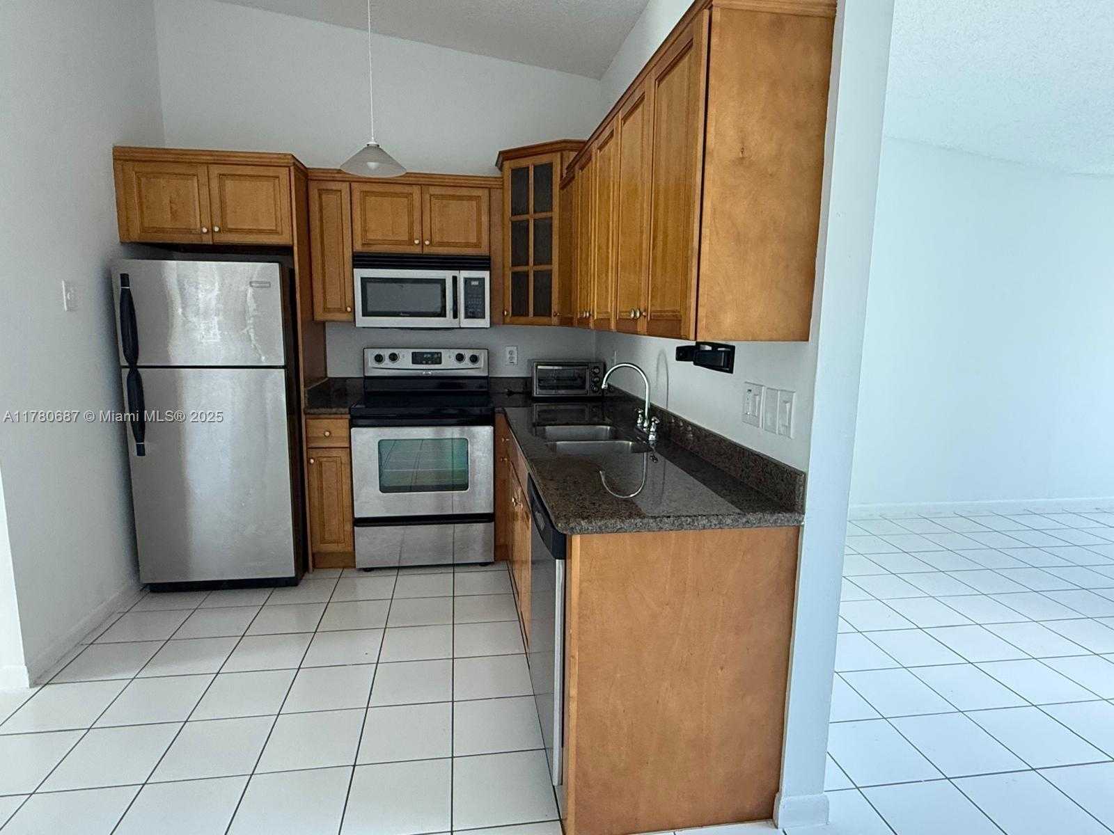 Small Image of 6720 NORTH WEST 166TH TER #401, Miami Lakes Number 7