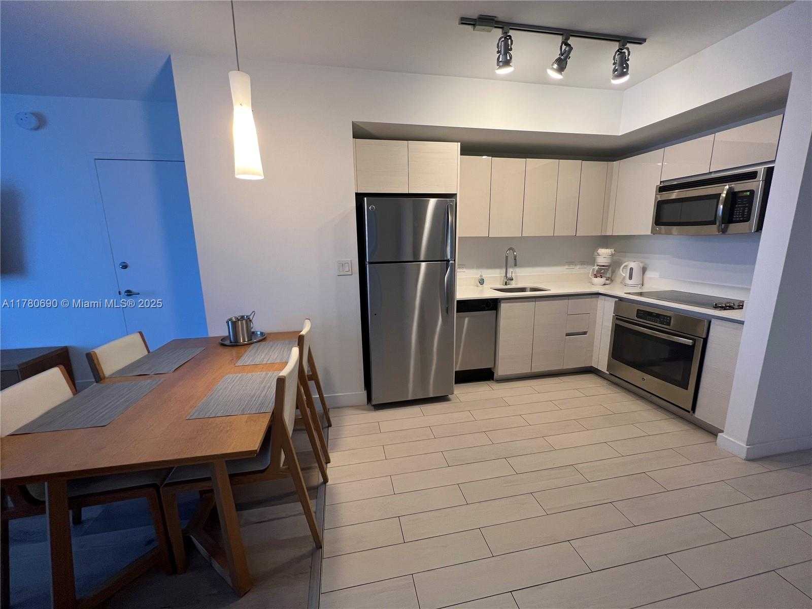 Small Image of 2602 EAST HALLANDALE BEACH BLVD #R1503, Hallandale Beach Number 11
