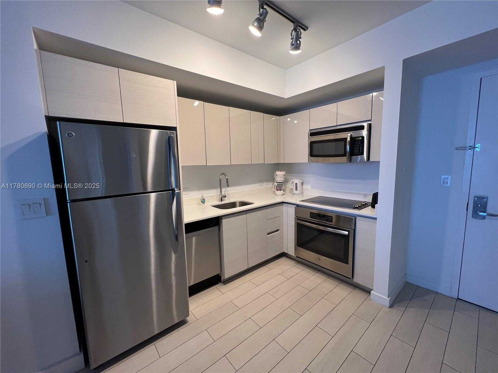 Small Image of 2602 EAST HALLANDALE BEACH BLVD #R1503, Hallandale Beach Number 17