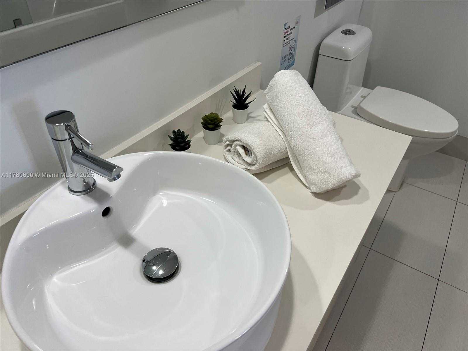 Small Image of 2602 EAST HALLANDALE BEACH BLVD #R1503, Hallandale Beach Number 23