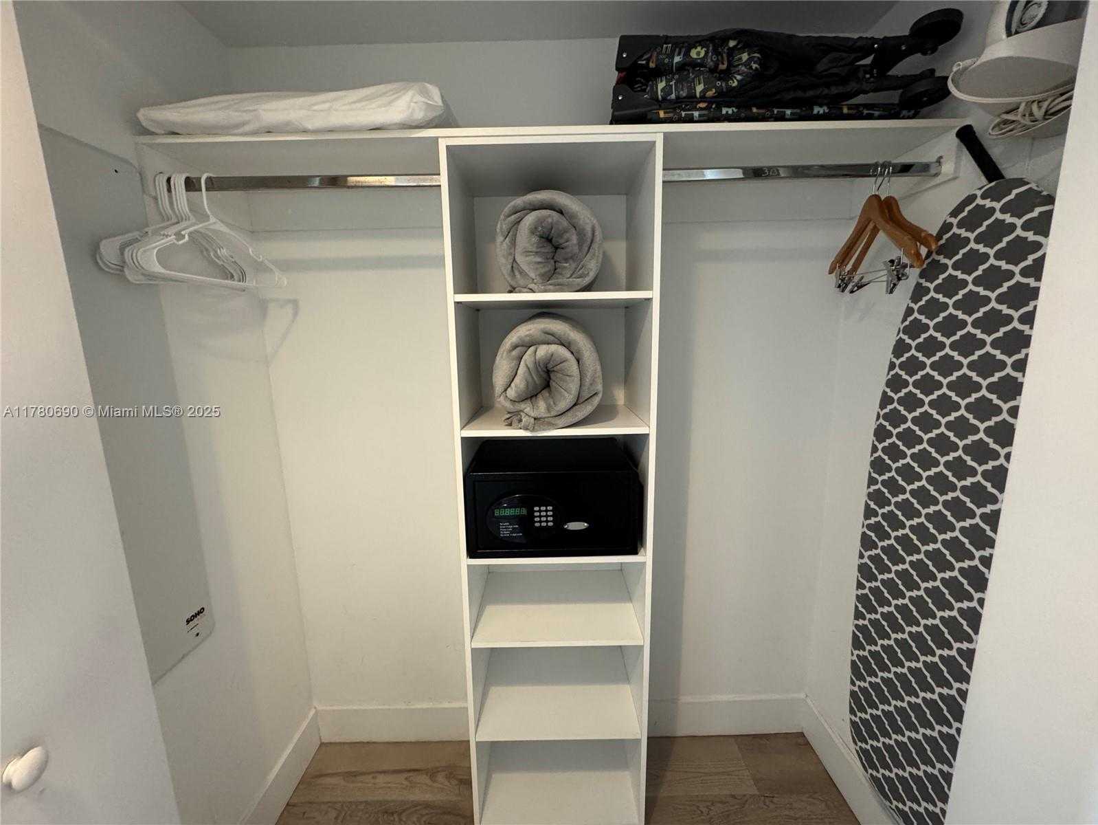 Small Image of 2602 EAST HALLANDALE BEACH BLVD #R1503, Hallandale Beach Number 28