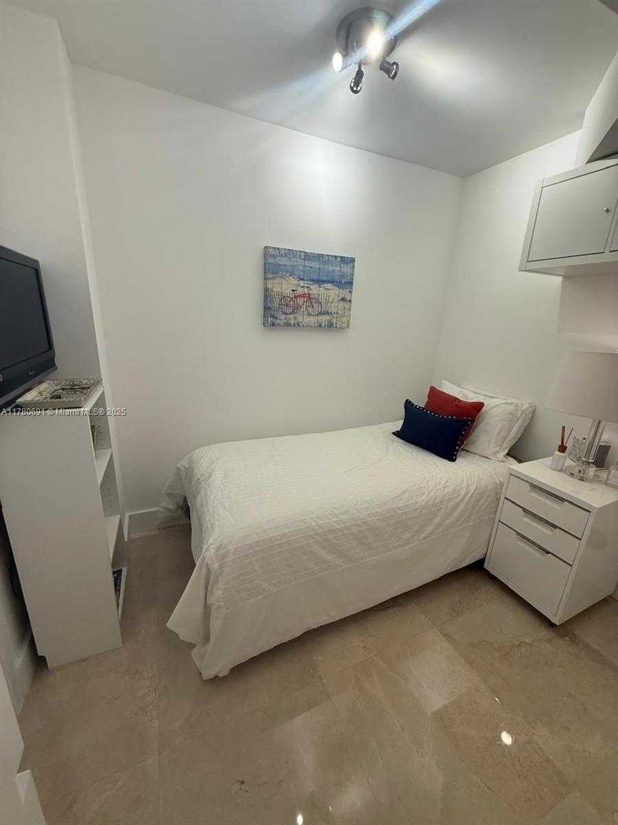 Small Image of 9499 COLLINS AVE #411, Surfside Number 23