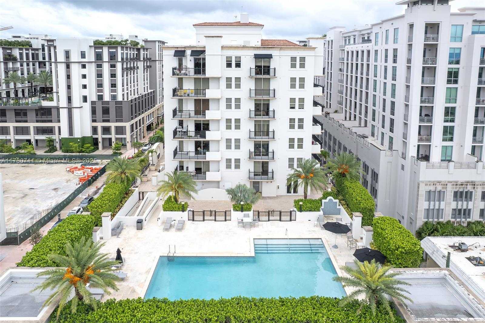 Small Image of 4100 SALZEDO ST #912, Coral Gables Number 2