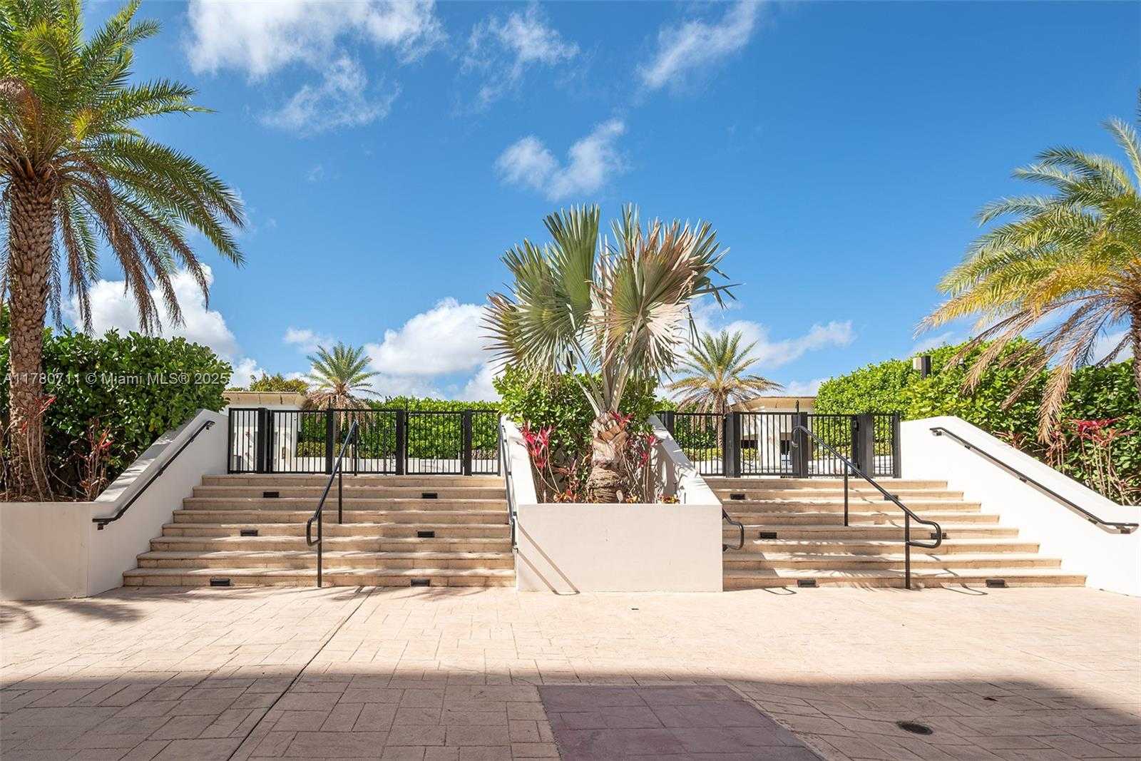 Small Image of 4100 SALZEDO ST #912, Coral Gables Number 25