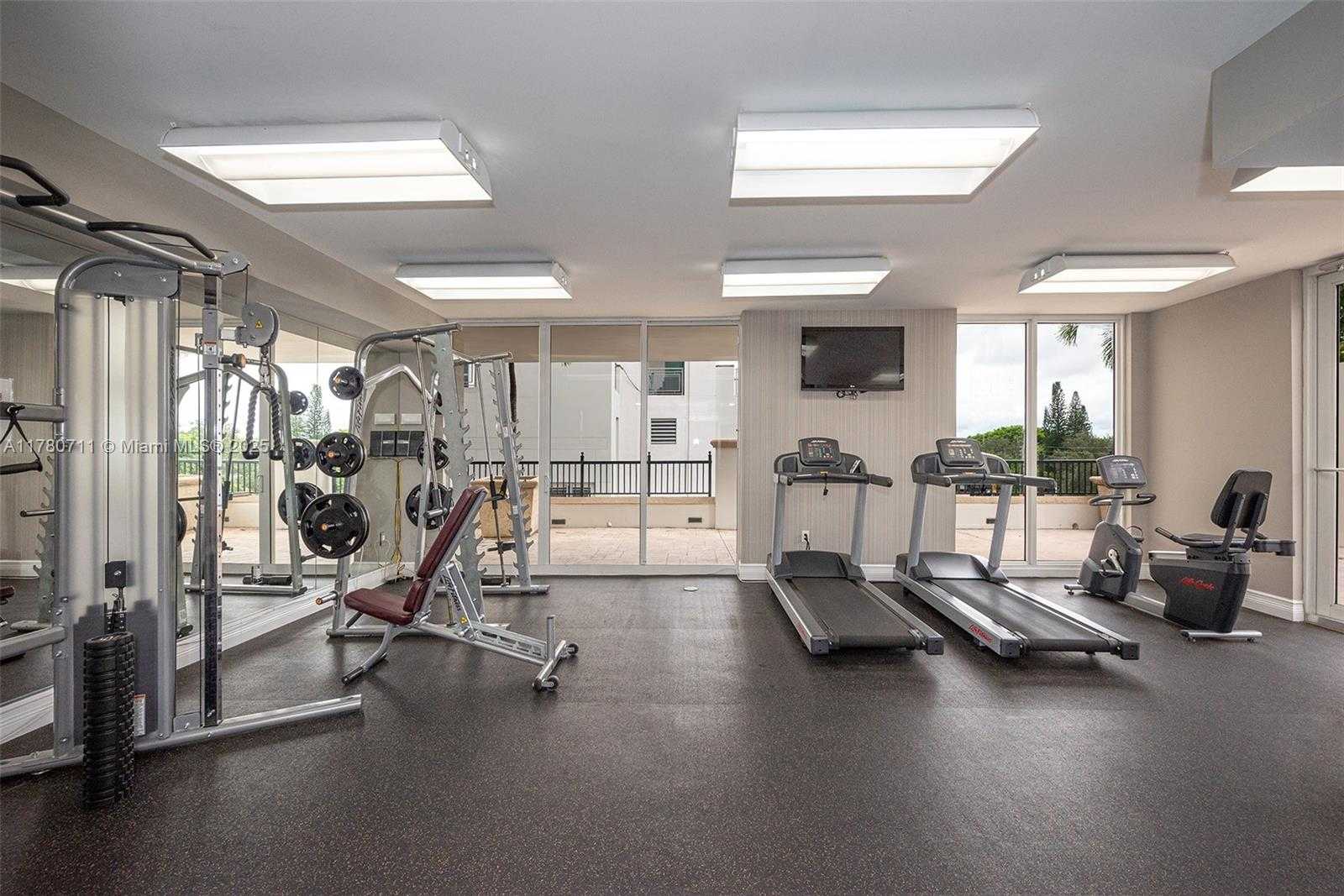 Small Image of 4100 SALZEDO ST #912, Coral Gables Number 28