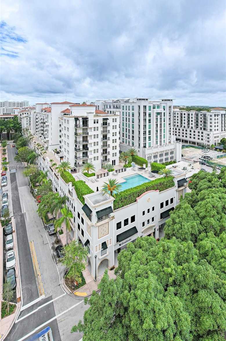 Small Image of 4100 SALZEDO ST #912, Coral Gables Number 29