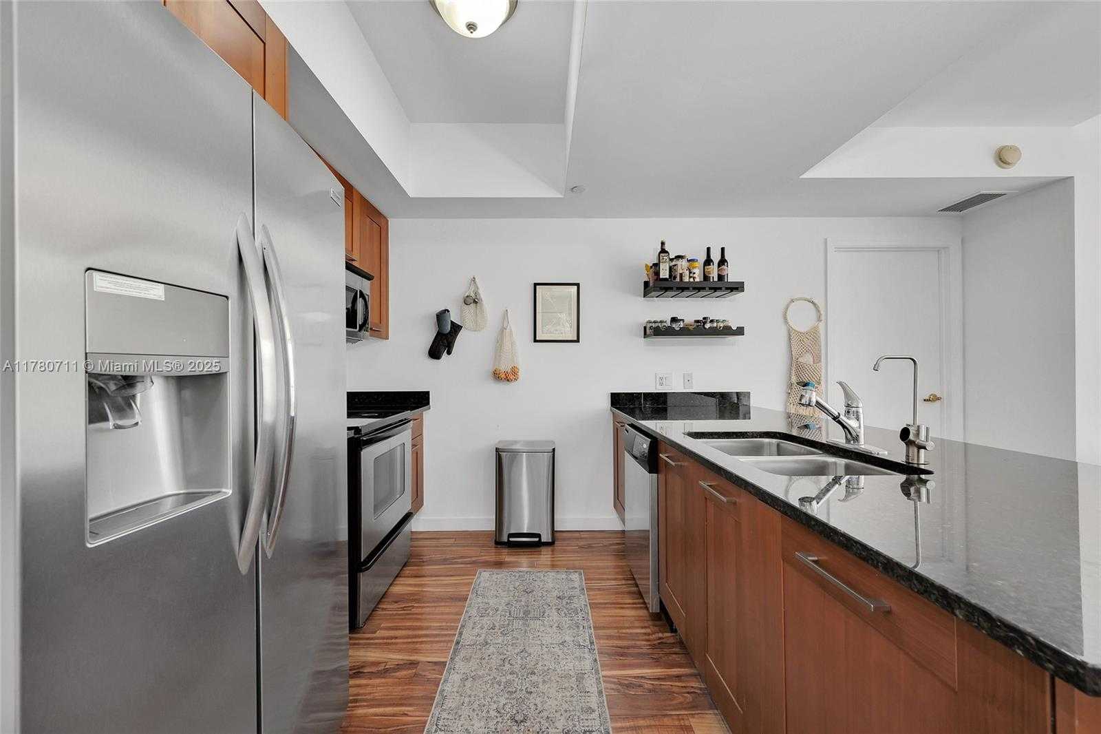 Small Image of 4100 SALZEDO ST #912, Coral Gables Number 5