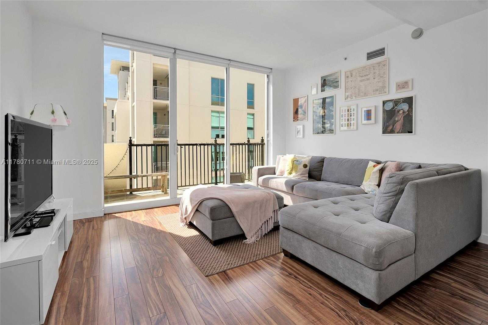 Small Image of 4100 SALZEDO ST #912, Coral Gables Number 8