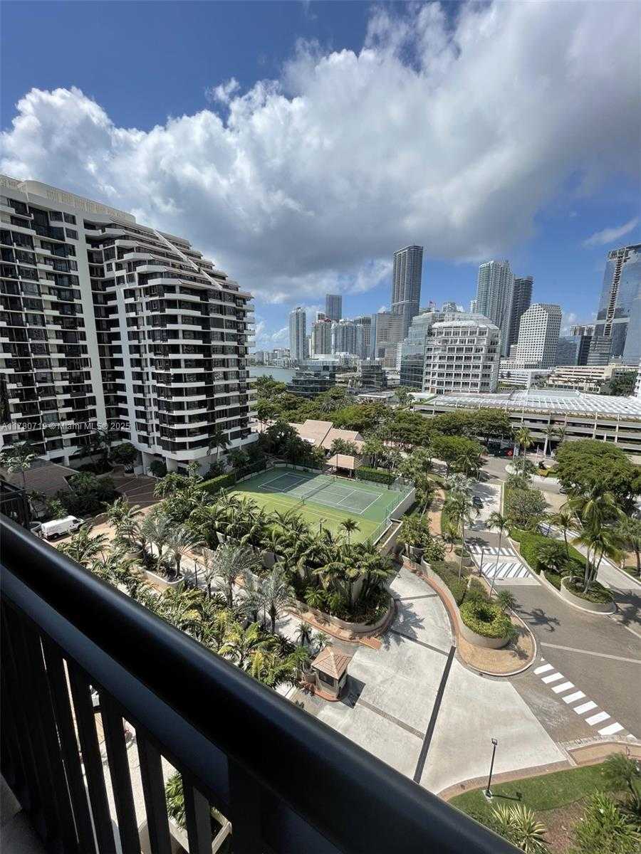 Small Image of 540 #1211, Miami Number 5