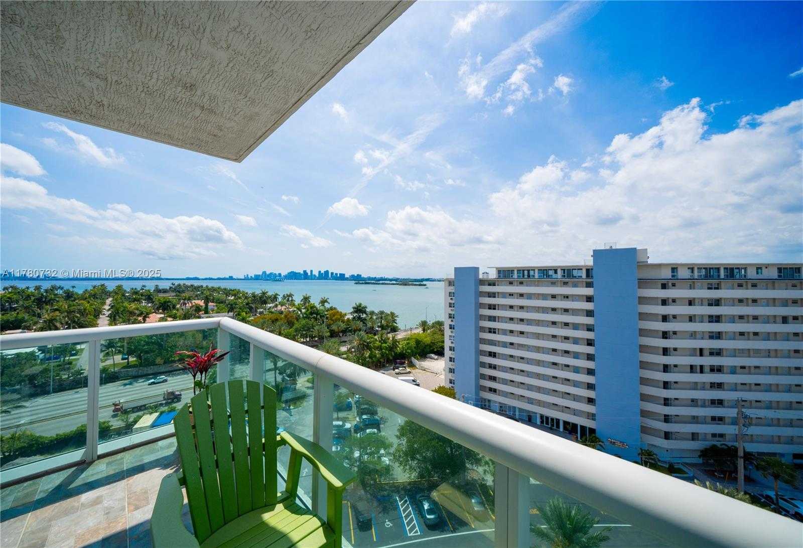 Small Image of 7900 HARBOR ISLAND DR #1026, North Bay Village Number 14