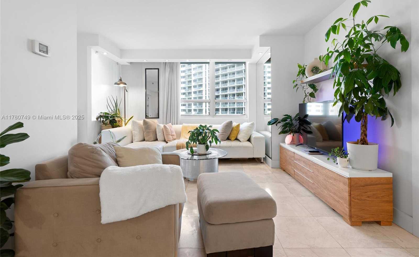 Small Image of 1500 BAY RD #668S, Miami Beach Number 14
