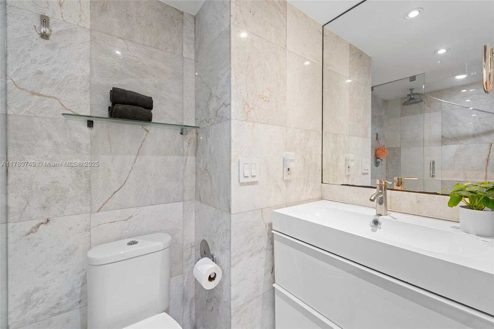 Small Image of 1500 BAY RD #668S, Miami Beach Number 15