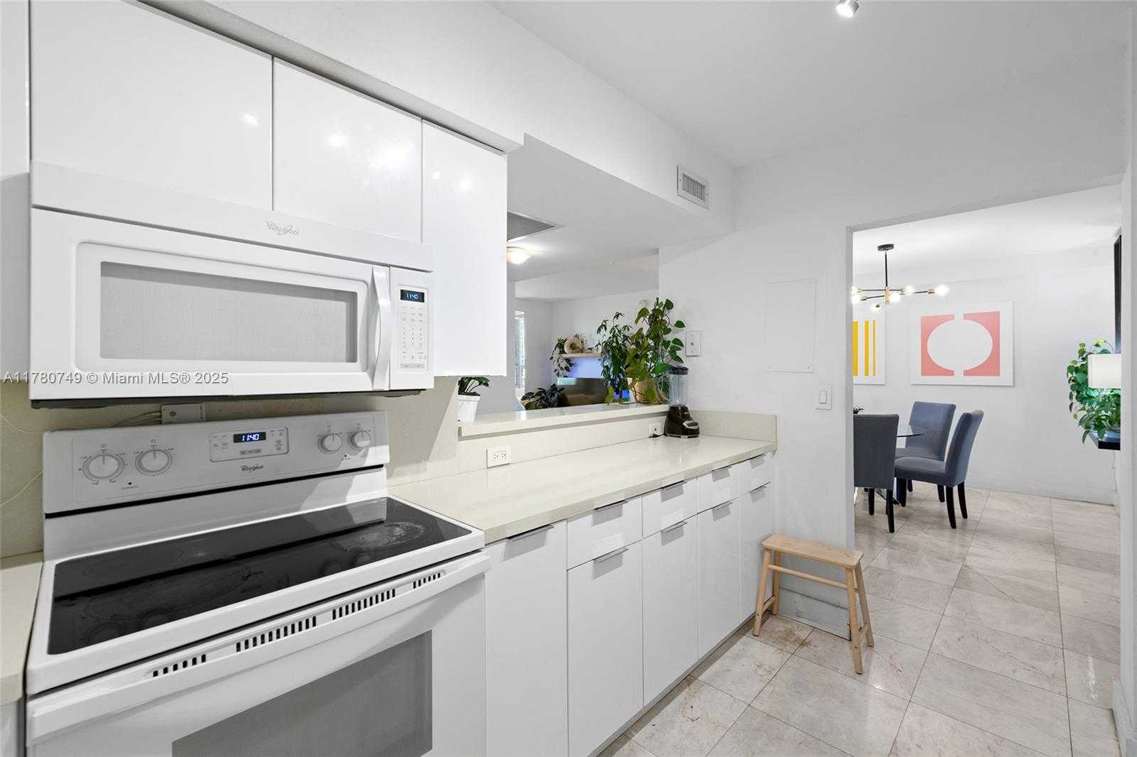 Small Image of 1500 BAY RD #668S, Miami Beach Number 20