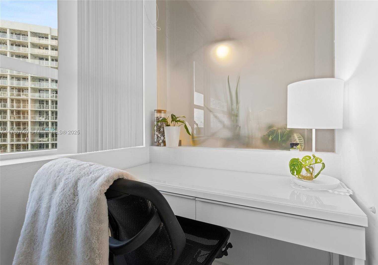 Small Image of 1500 BAY RD #668S, Miami Beach Number 5