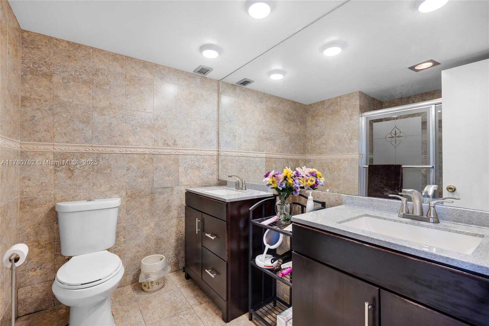 Small Image of 920 NORTH EAST 199TH ST #4S, Miami Number 16