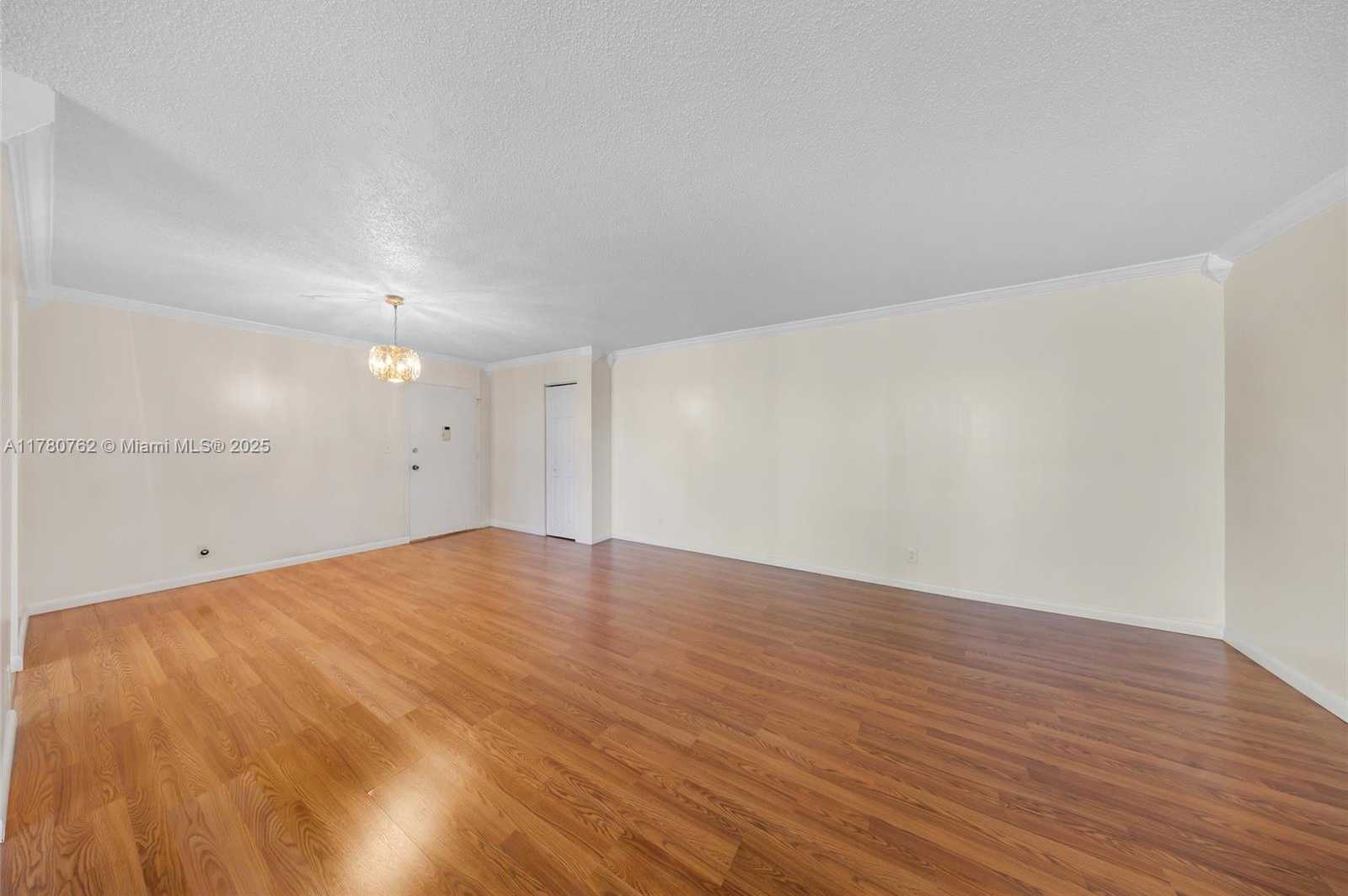 Small Image of 920 NORTH EAST 199TH ST #4S, Miami Number 6