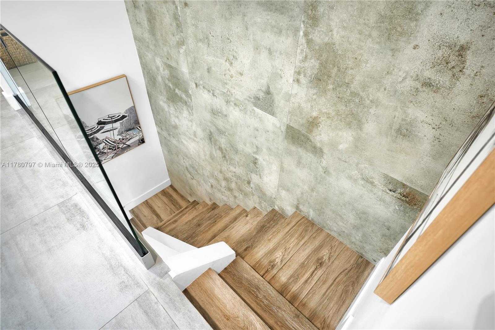 Small Image of 311 POINCIANA DR #801, Sunny Isles Beach Number 10