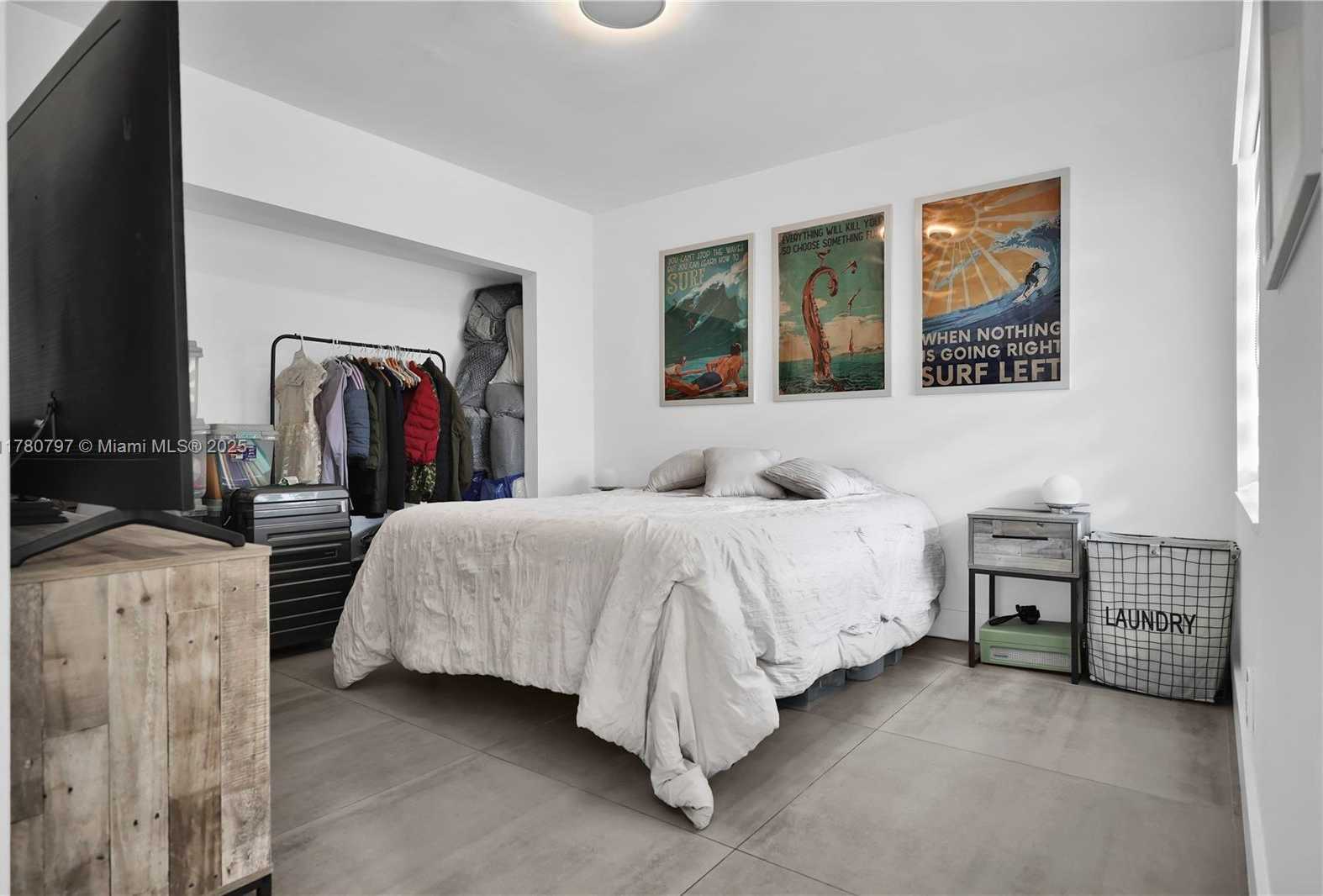 Small Image of 311 POINCIANA DR #801, Sunny Isles Beach Number 25