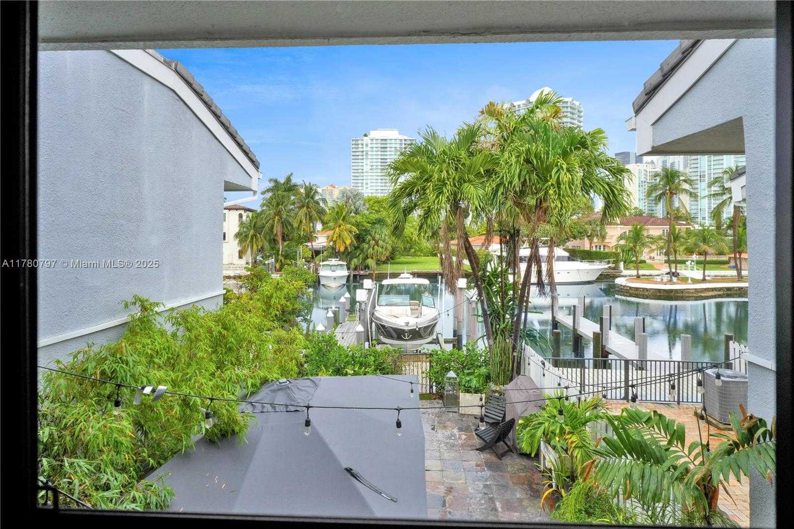 Small Image of 311 POINCIANA DR #801, Sunny Isles Beach Number 38