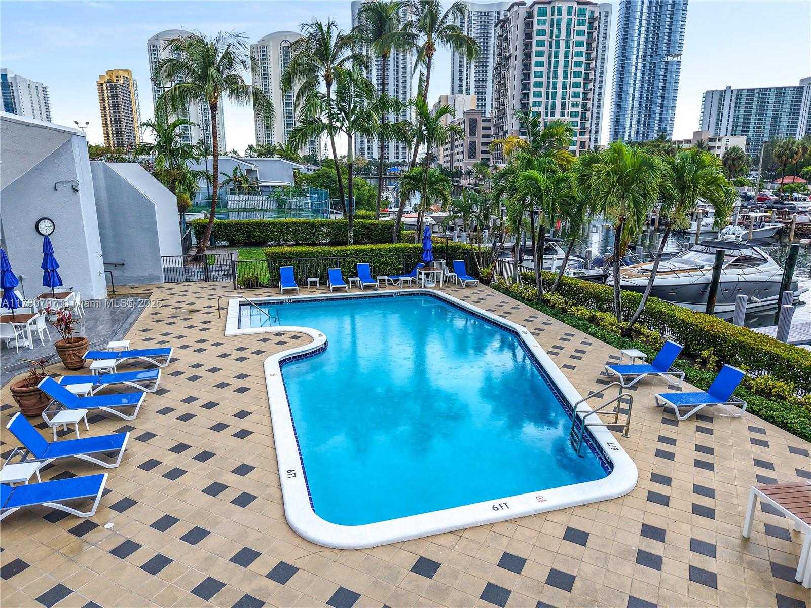 Small Image of 311 POINCIANA DR #801, Sunny Isles Beach Number 47