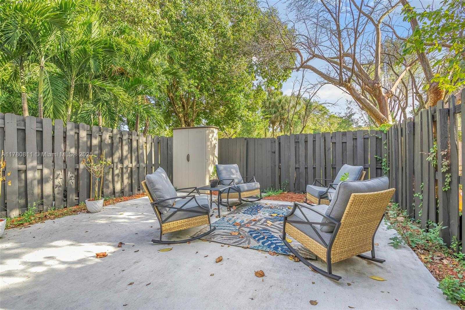 Small Image of 9548 SOUTH WEST 140TH CT #9548, Miami Number 19