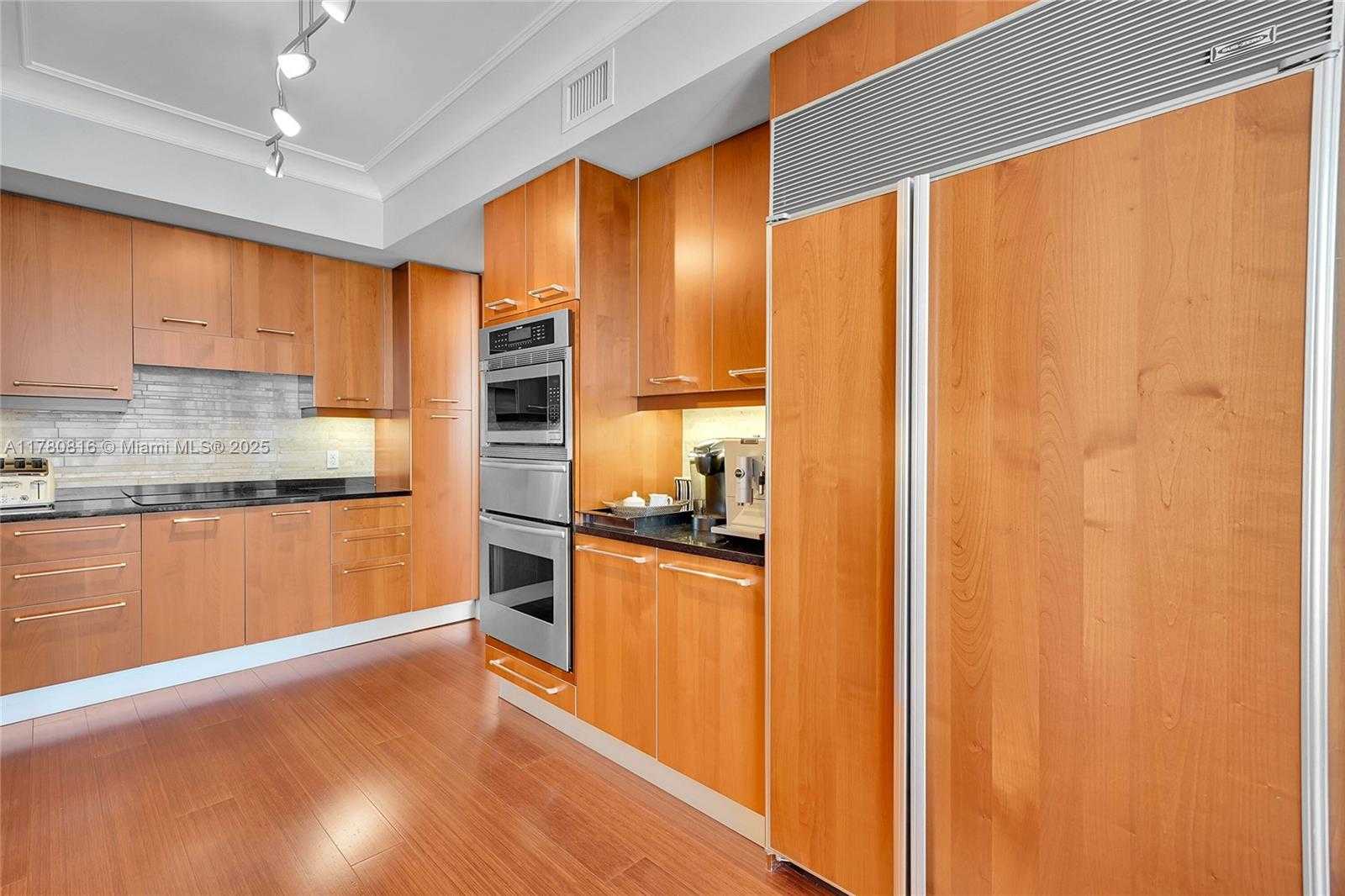 Small Image of 3101 SOUTH OCEAN DR #701, Hollywood Number 13
