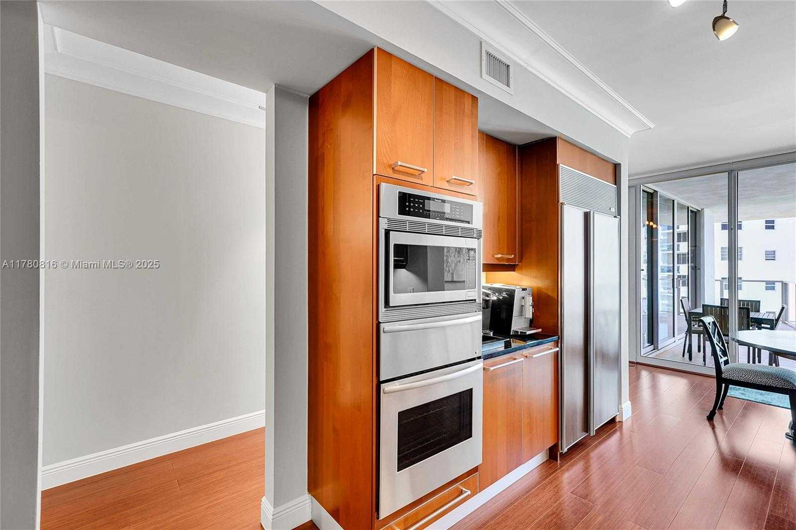 Small Image of 3101 SOUTH OCEAN DR #701, Hollywood Number 14