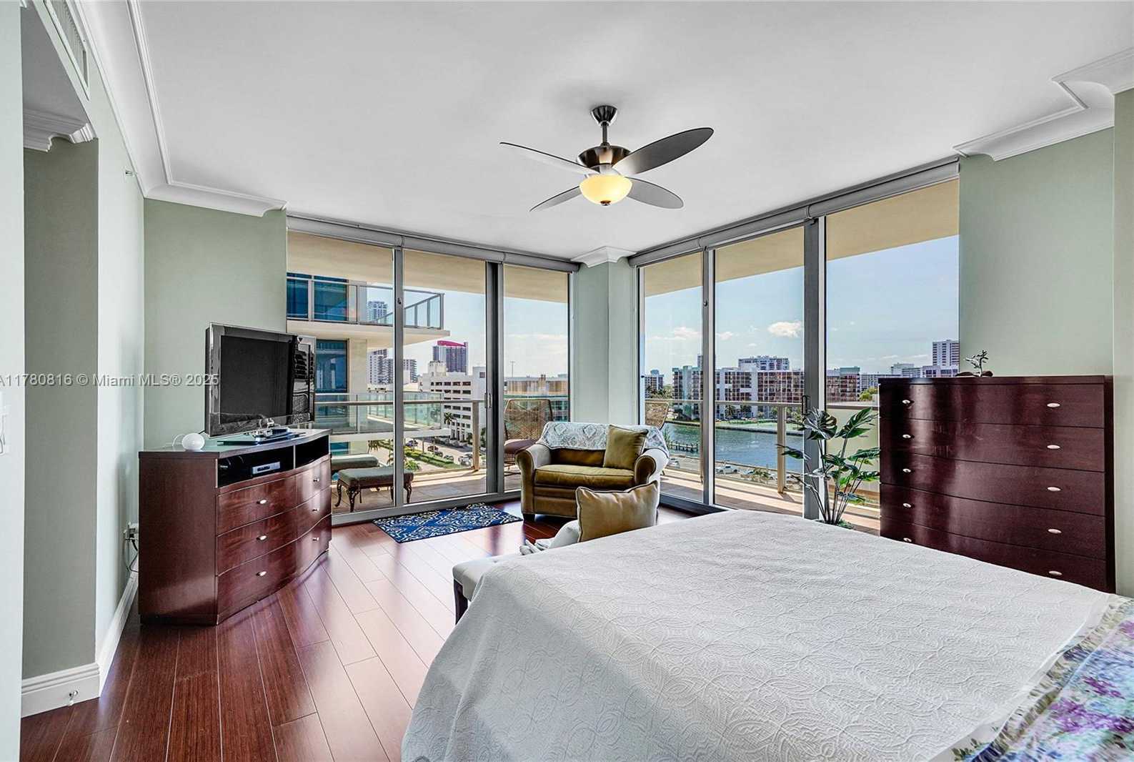 Small Image of 3101 SOUTH OCEAN DR #701, Hollywood Number 16