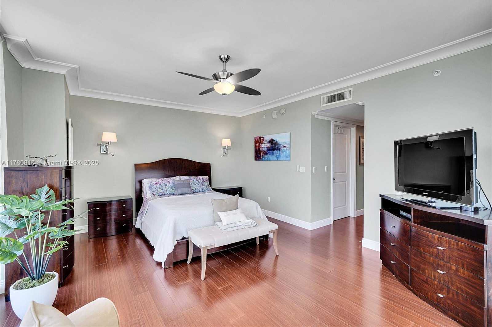 Small Image of 3101 SOUTH OCEAN DR #701, Hollywood Number 17