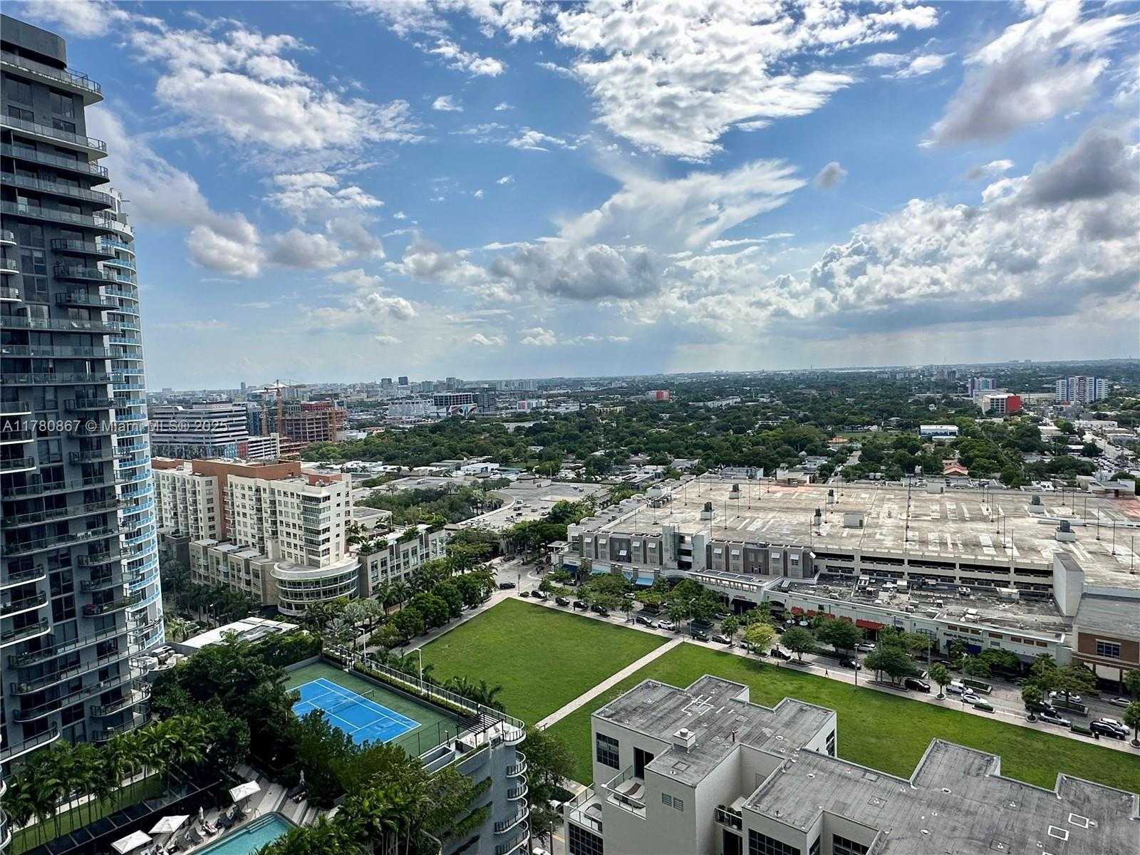 Small Image of 3470 EAST COAST AVE #H2207, Miami Number 4