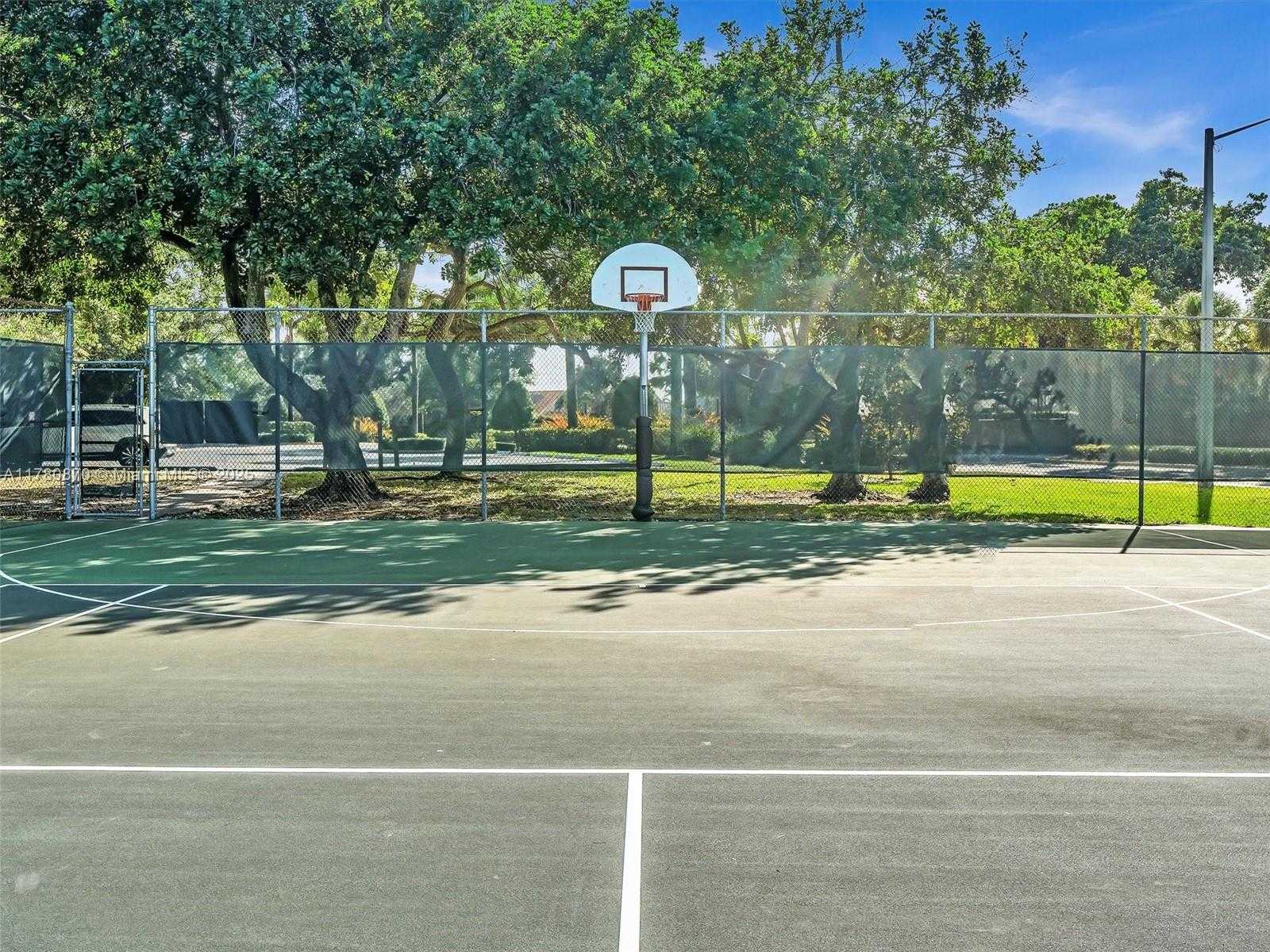 Small Image of 9311 ORANGE GROVE DR #301, Davie Number 41