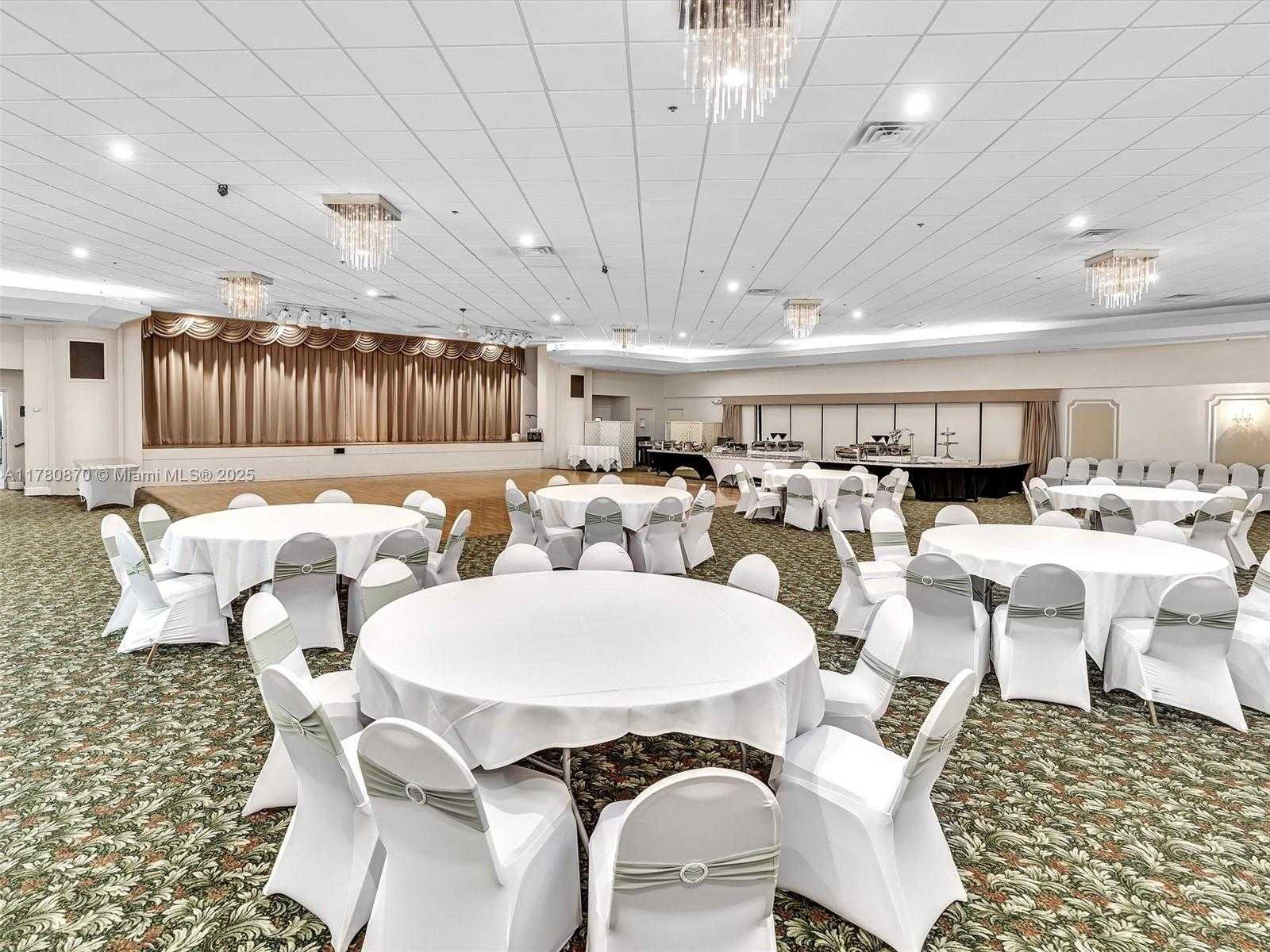 Small Image of 9311 ORANGE GROVE DR #301, Davie Number 49
