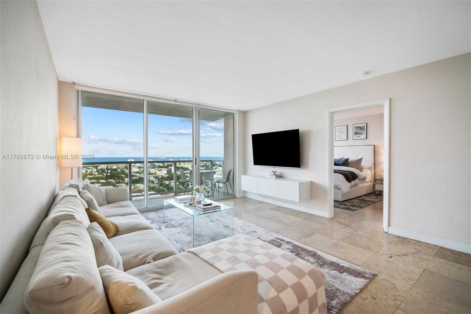 Small Image of 650 WEST AVE #2104, Miami Beach Number 16