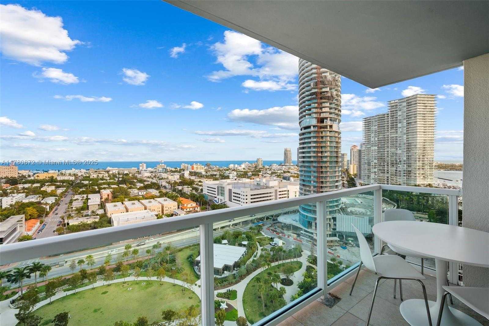 Small Image of 650 WEST AVE #2104, Miami Beach Number 17