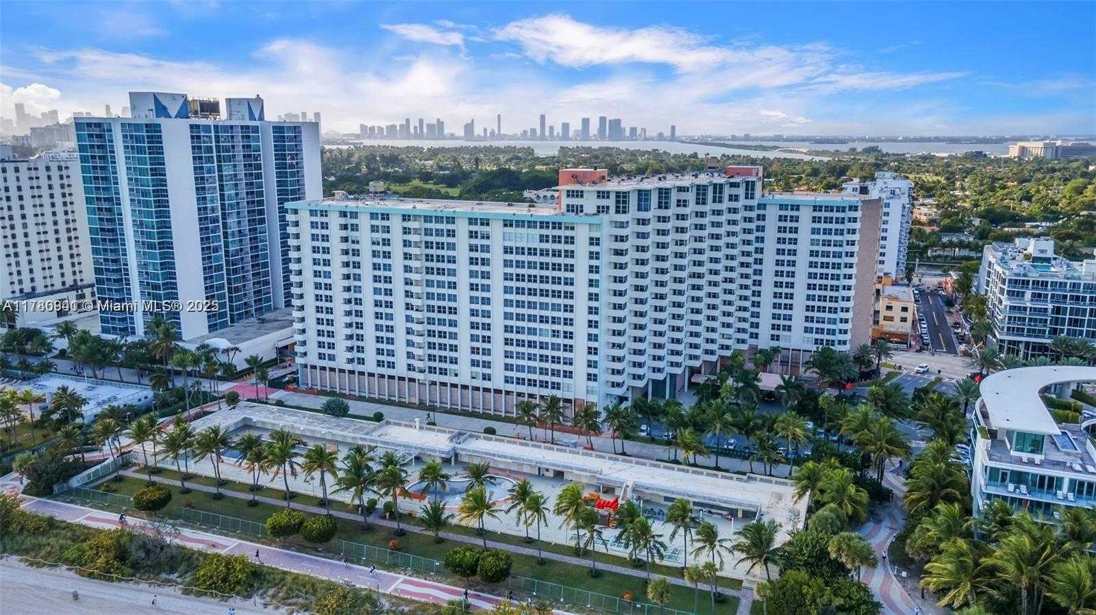 Small Image of 2899 COLLINS AVE #708, Miami Beach Number 2